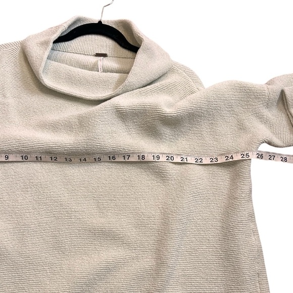 Free People Ottoman Slouchy Tunic Sweater- Size Medium - Picture 8 of 12